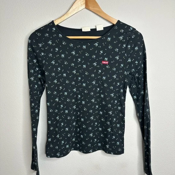 Levi's Black Fitted Long Sleeve Tee - Picture 5 of 6